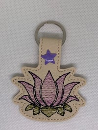 Porte clés fleur de lotus 1