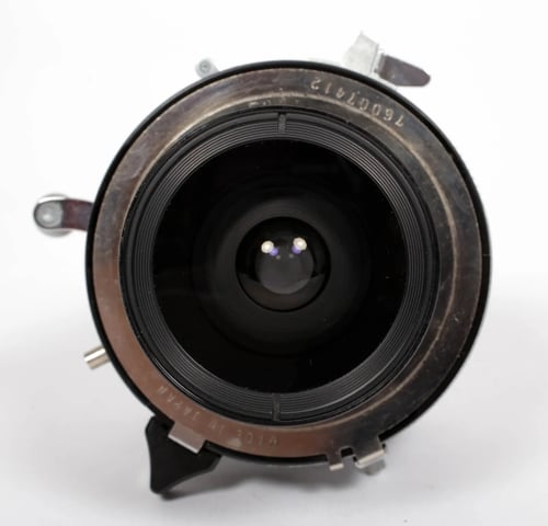 Image of Schneider Super Angulon MC 65mm F8 lens in Copal #0 shutter (Caltar W - II)