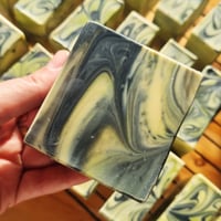 Image 5 of green and gold shampoo bar