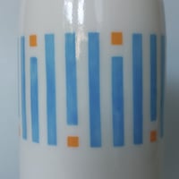 Image 4 of Geometric cylinder vase 2