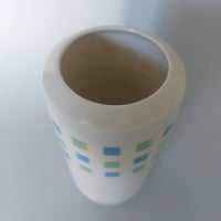 Image 4 of Geometric cylinder vase 4