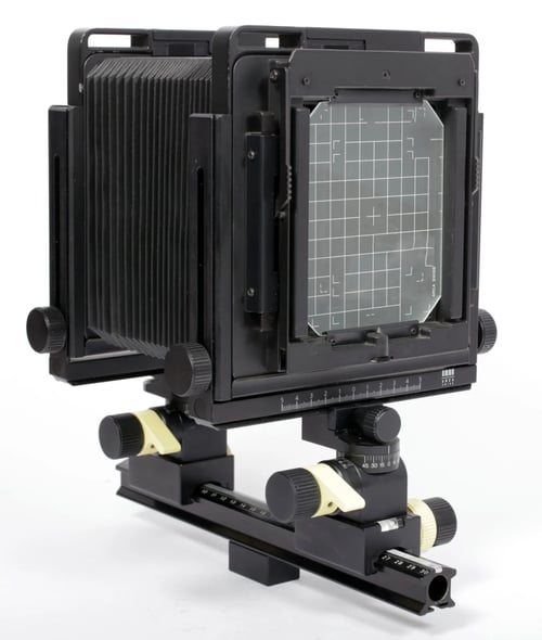 Image of Arca Swiss Discovery 4X5 camera with extension rail (171mm boards)