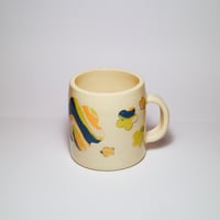 Image 5 of Hazy Daisy Mug