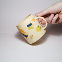 Image 4 of Hazy Daisy Mug