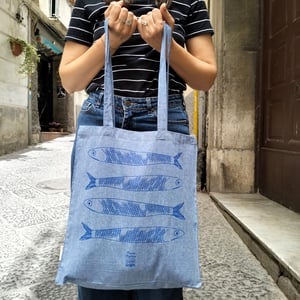 Shopper azzurra alici