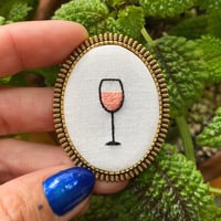 Image 1 of Broche rosé