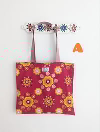 Image 2 of Tote Red Flower M