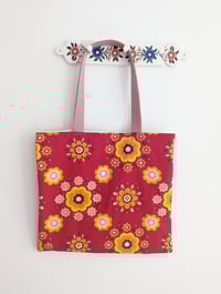 Image 5 of Tote Red Flower M