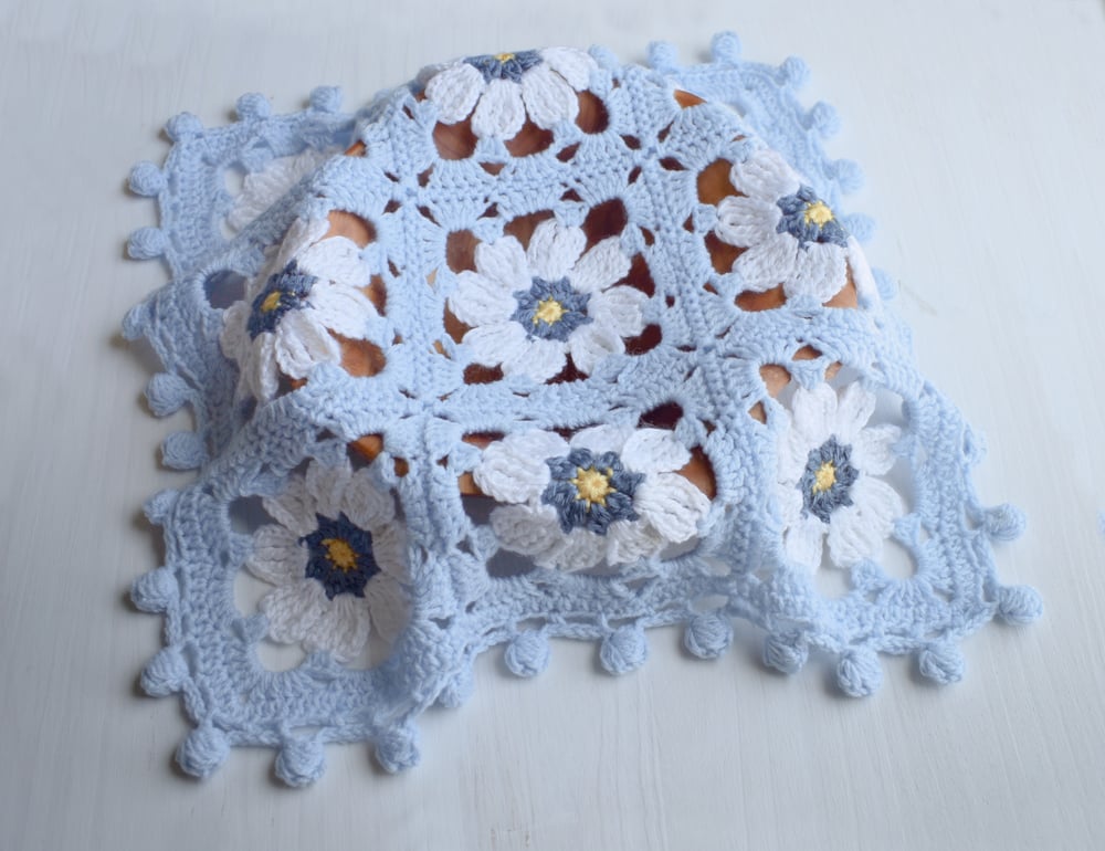 Image of Daisy Granny Square Layer