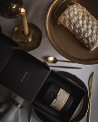 Image 3 of Blanc + Nero La Collection Francaise