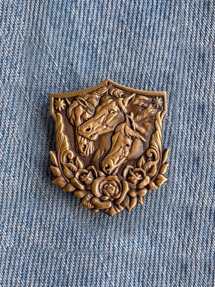 Horses Pin