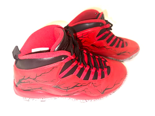 Image of JORDAN 10 CUSTOM SIZE 10 1OF1 BULLS OVER BROADWAY