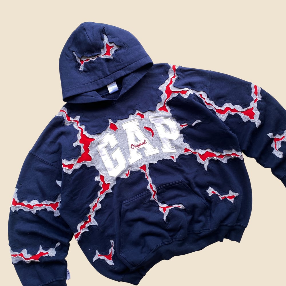 REWORKED GAP CRACKED NAVY HOODIE SIZE XL