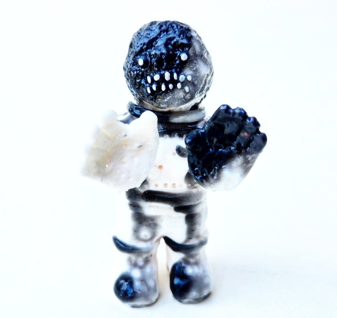 Image of "KON-SOOM 5/7" resin one-off