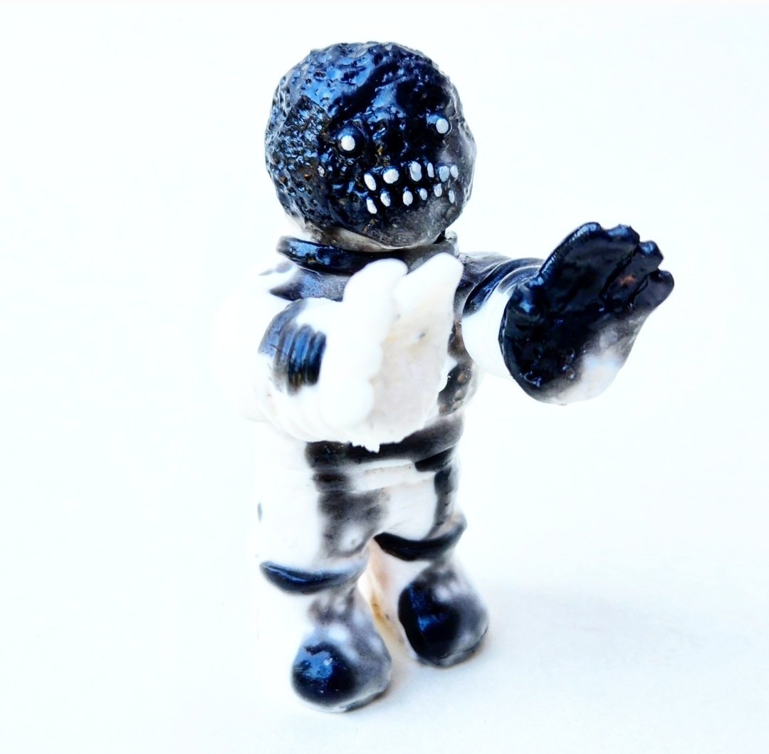 Image of "KON-SOOM 5/7" resin one-off