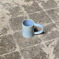 Image 1 of Mug à anse — bleu ciel