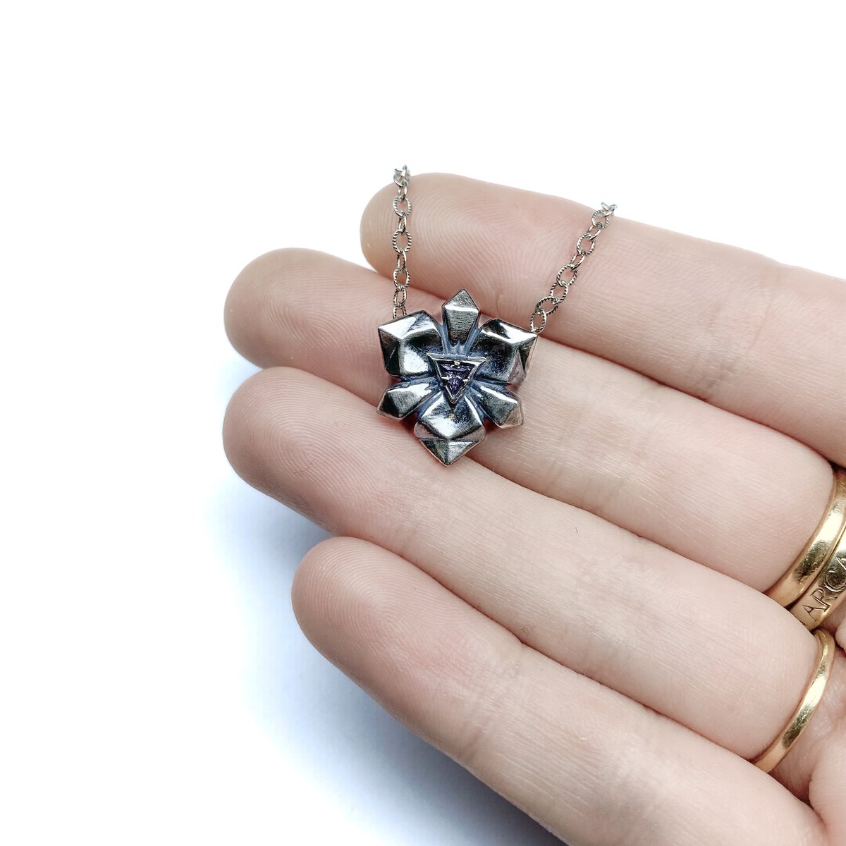 6E9F9694-D645-4F0D-B736-