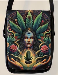 Green Goddess Side Bag 