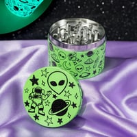 Image 3 of Space Doodle Grinder (Glow in the Dark)