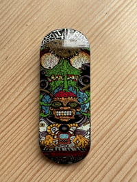 Image 4 of TPR 4 Life fingerboard