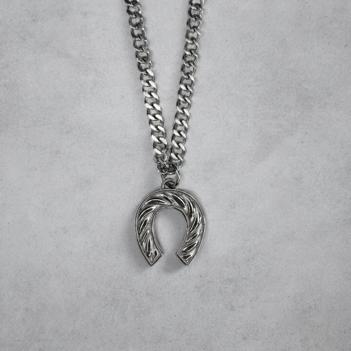 STEEL LUCKY NECKLACE 