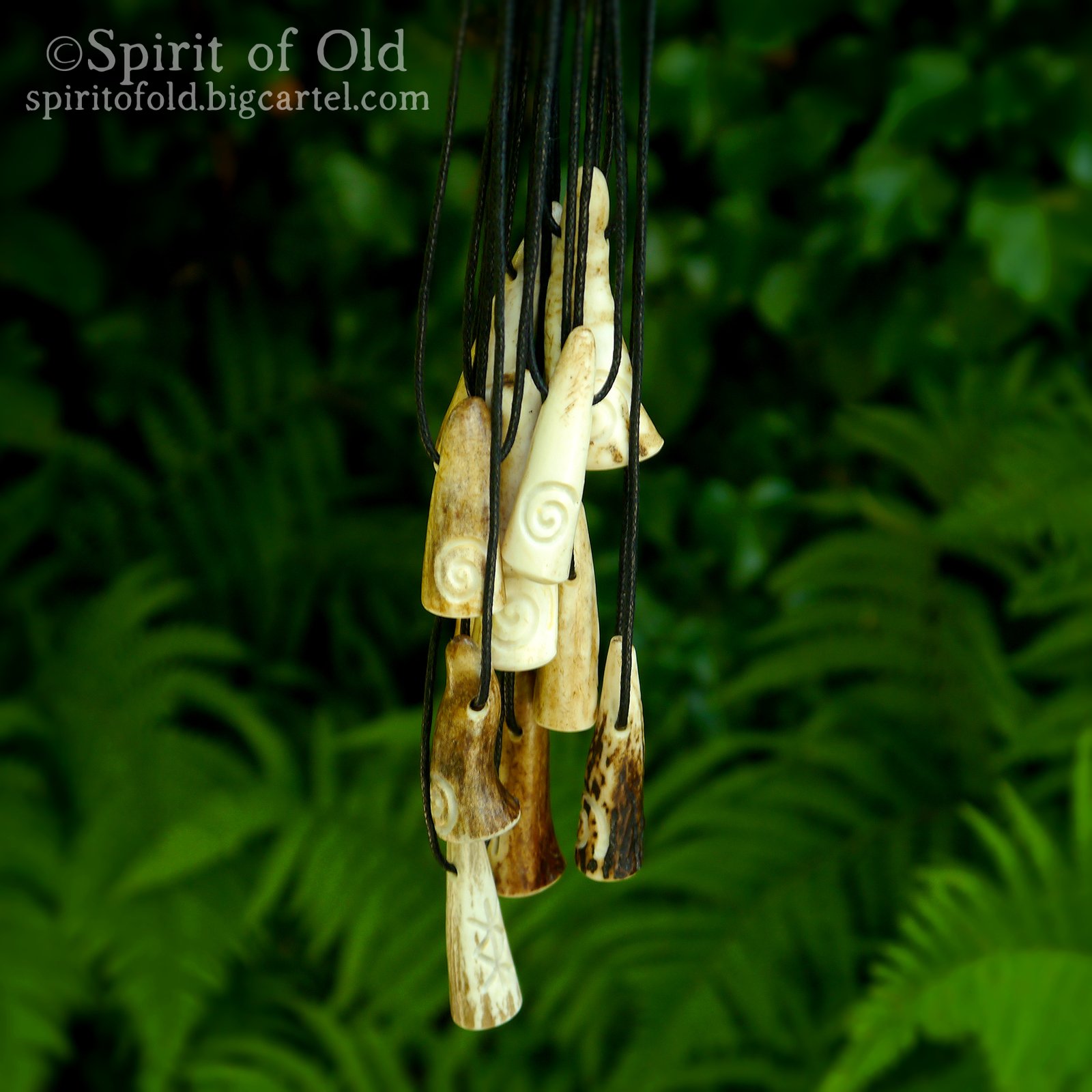 Spiral Antler Protection Pendants (PE1806)