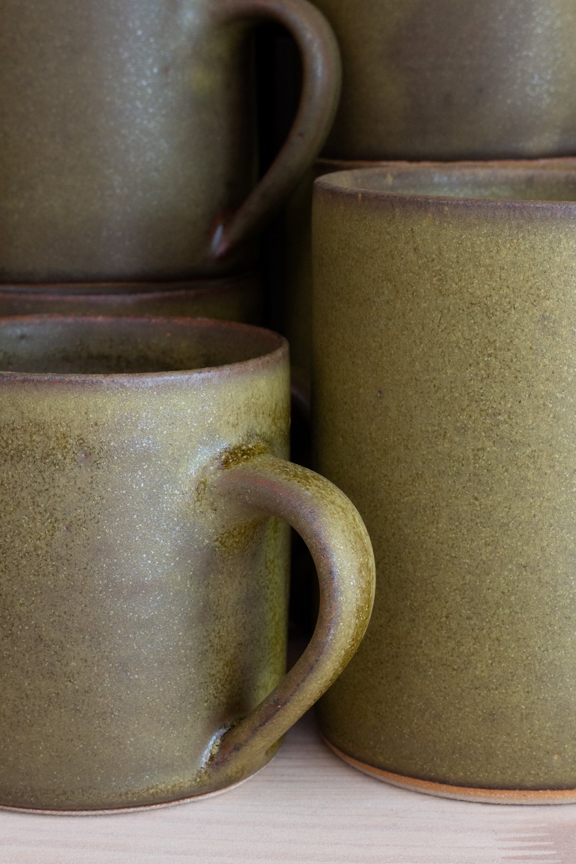 Image of grand mug / ocre