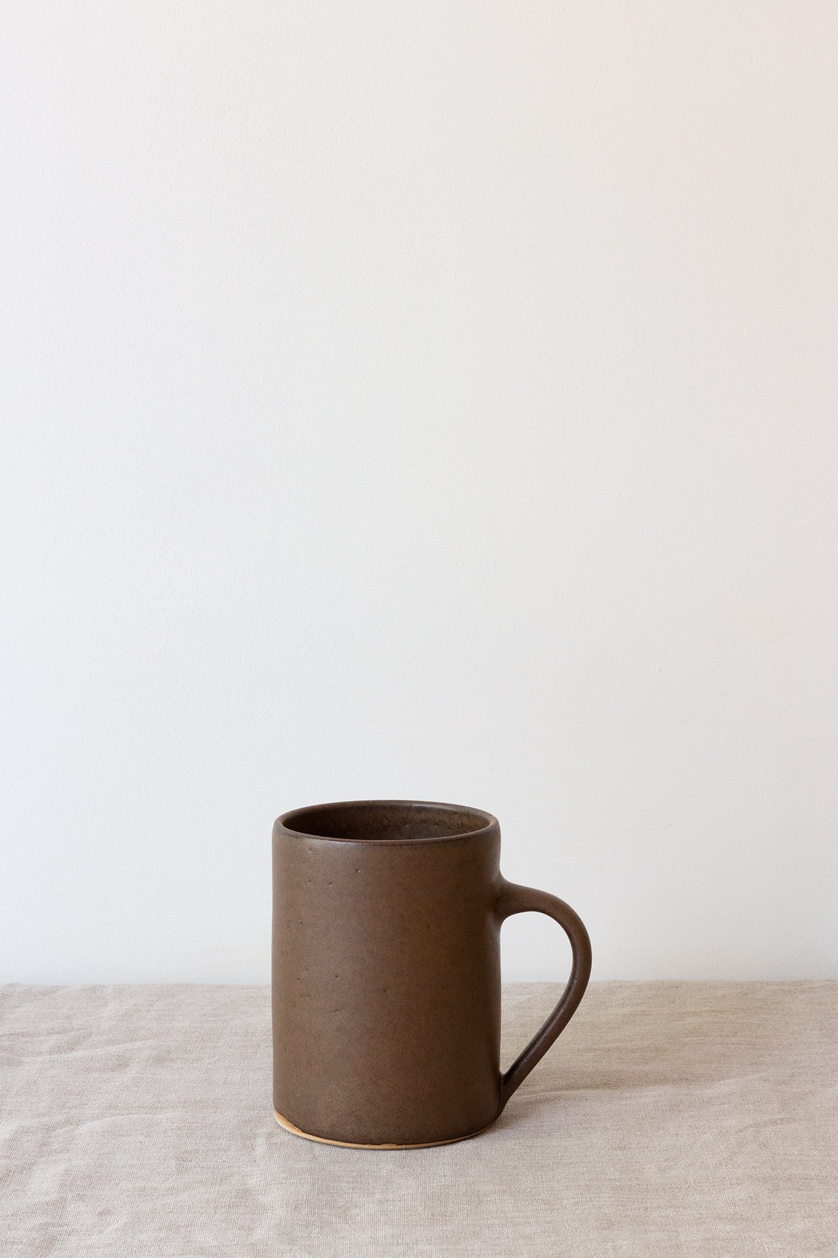 Image of grand mug / brun