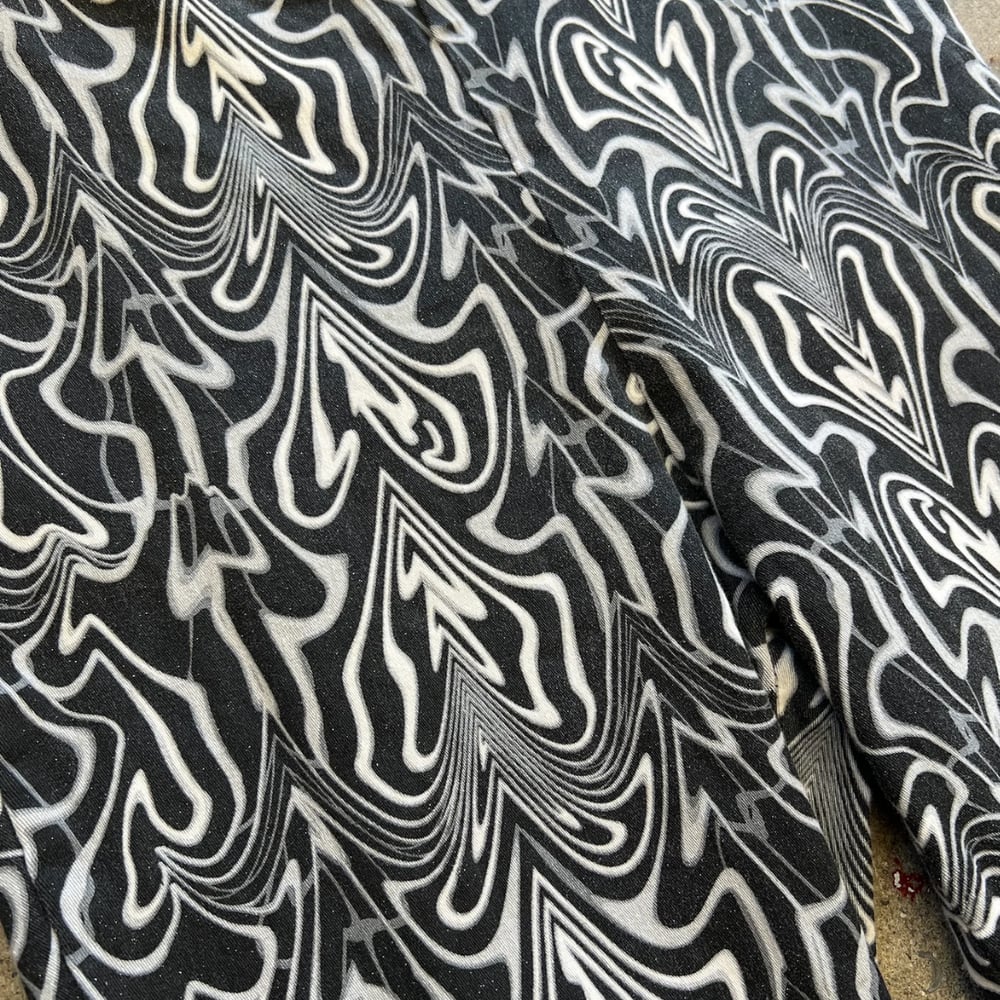 Image of Y2K PSYCHEDELIC CAPRIS