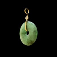 Image 2 of 10K Classic Premium Green And Black  Jade Disc Pendant With Diamond