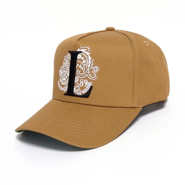 MONOGRAM WITH THE PAISLEY 