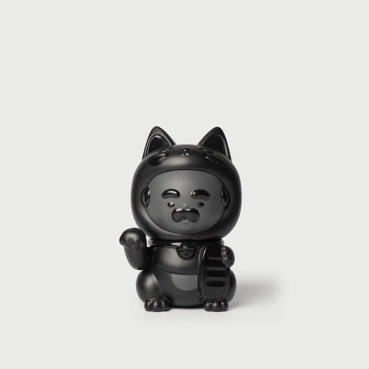 Image of CHUBBY OJISAN LUCKY CAT  IN BLACK