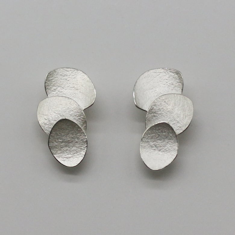 Image of petal 3 layer earrings