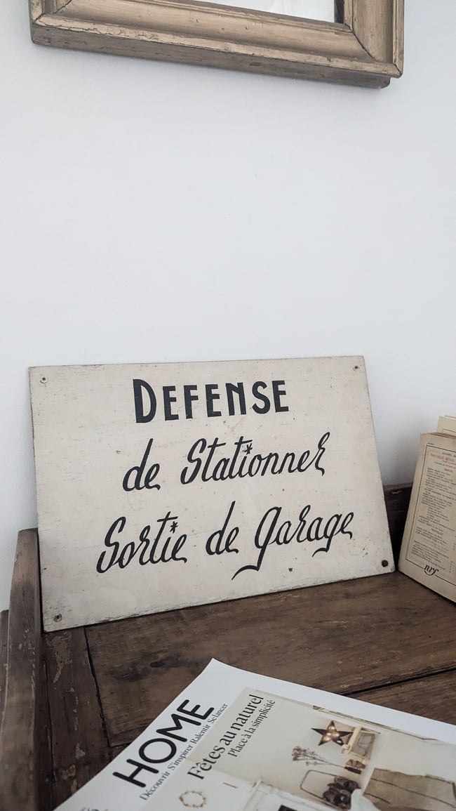 Défense de stationner 