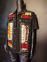 Image 5 of METALLICA DAMAGED JUSTICE BATTLE VEST 