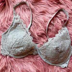 Image of Size 34D/32DD - Victoria's Secret Grey Lace Bra