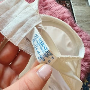 Image of Size 40DDD/38DD - Warner's Vintage White Satin Bra