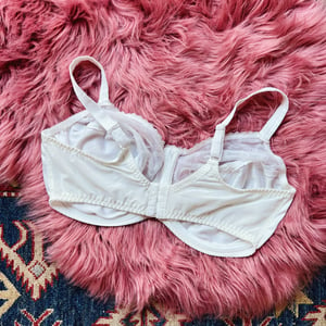 Image of Size 40DDD/38DD - Warner's Vintage White Satin Bra