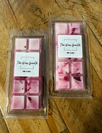 Pink Clouds Snap Bar