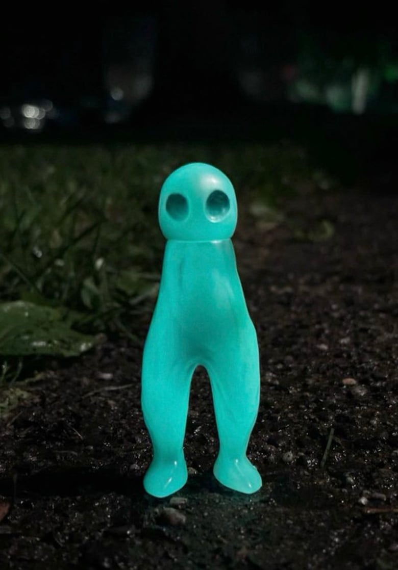 Image of Hyper Cryptid Sofubi Series 1: The Fresno Nightcrawler Glow In The Dark Version