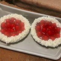 Image 1 of STRAWBERRY GUAVA PIE CANDLE