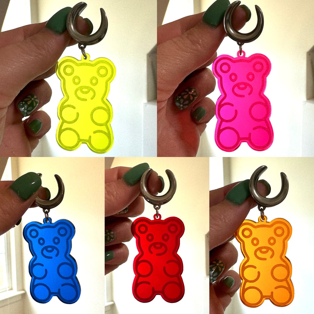 Image of XL Gummy Bear Saddle Dangles (sizes 2g-1 1/2)