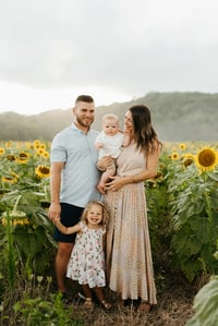 Image 1 of 🌻🌻🌻Sunflower Mini Sessions 🌻🌻🌻 