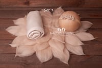 Image 2 of Newborn set beige cloud