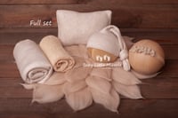 Image 1 of Newborn set beige cloud