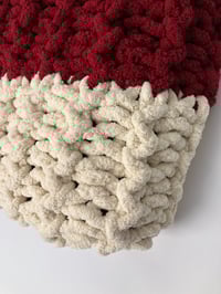 Image 5 of Crimson & Cream