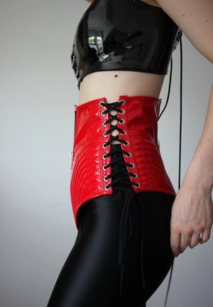 Image of Infinity Zipper biker hotpants in red PVC (Size S-M)