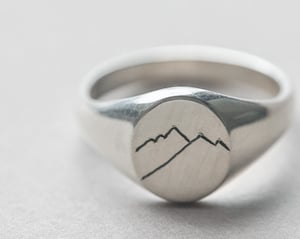 Image of 'The Highlands' Wilderness small signet ring