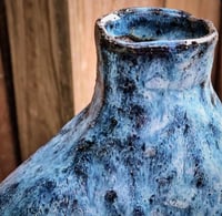 Image 3 of SAPPHIRE portal vase