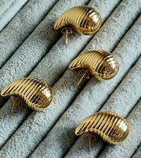 Image 11 of Teardrop Earrings 
